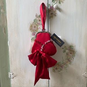 Inge Christopher red evening bag with Crystal button detail NWT smoke free home